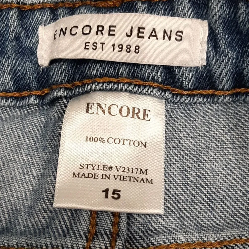 Encore Distressed Jeans Jr sz 15